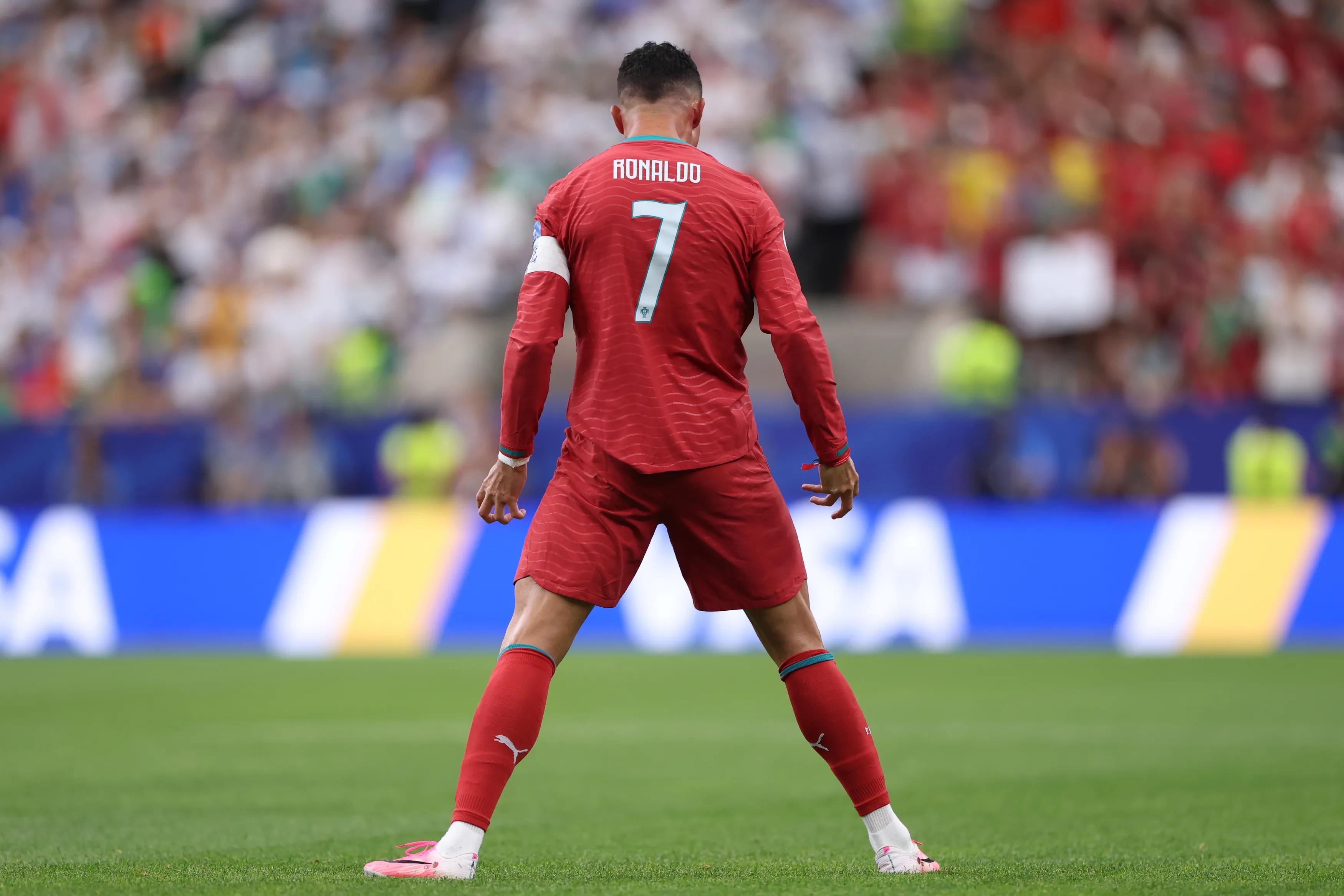 Ronaldo the first man to score in six World Cups
